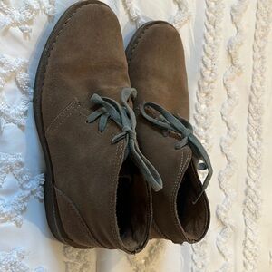 Men’s Bass Suede size 8 Boots